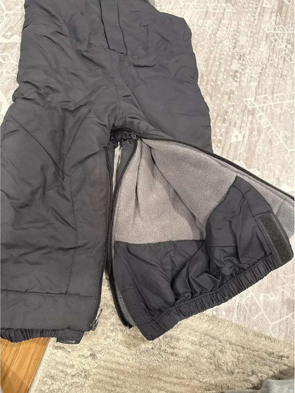 The Children's Place Black Insulated Snow Bib Overalls Size 24 Months